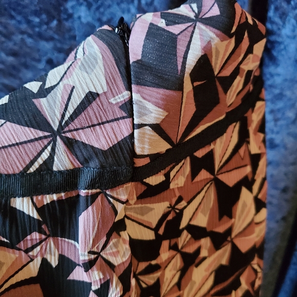 Axcess Liz Claiborne geometric black & pink print flowy midi skirt - Picture 6 of 8